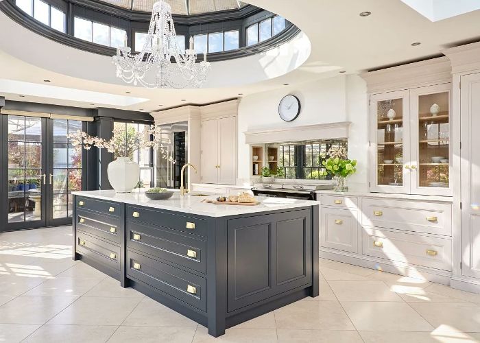 Kitchen Cabinet Dubai